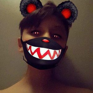 Meet your Posher, Chris